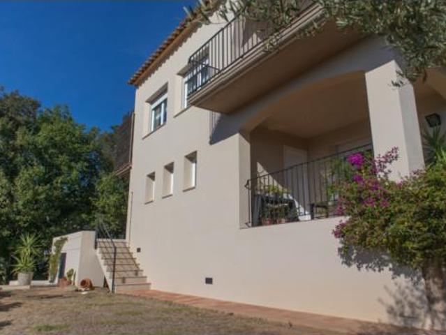 Casa en venta en La Bisbal D'empordà, Girona
