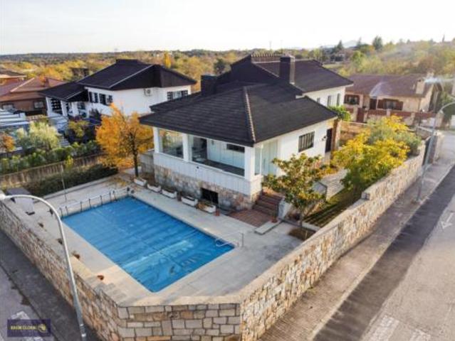 Casa en venta en La Cabrera, Madrid