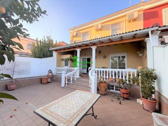 Casa en venta en La Carolina, Andalucía