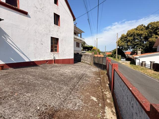 Casa en venta en Pedroso, Ferrol