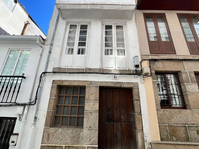 Casa en venta en Ribeira, Betanzos