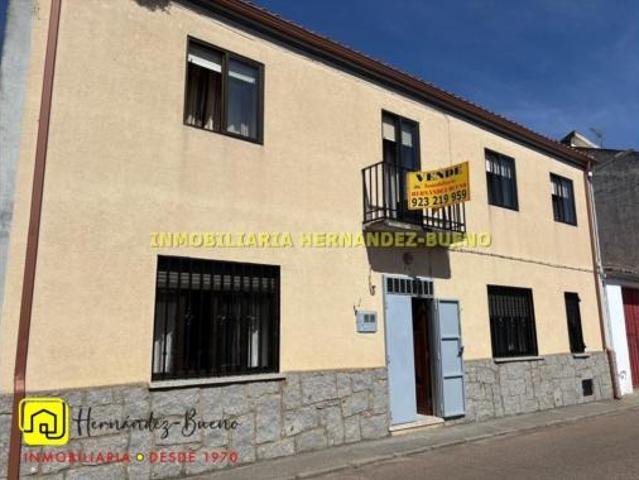 Casa en venta en La Fuente De San Esteban, Castilla y León