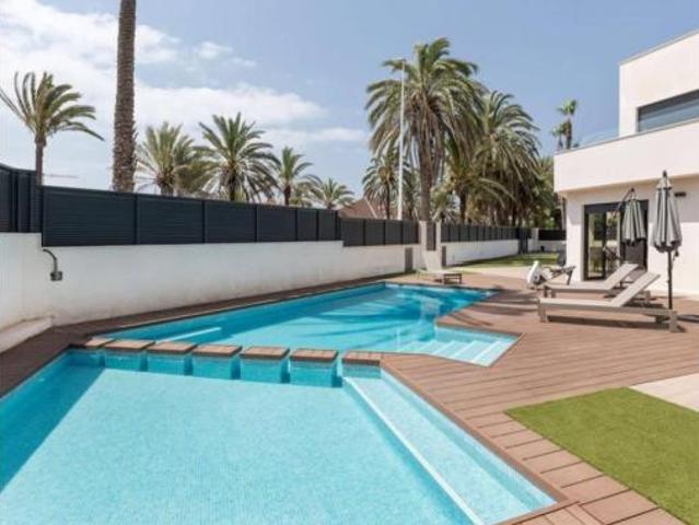 Casa en venta en La Manga Del Mar Menor, La Manga del Mar Menor