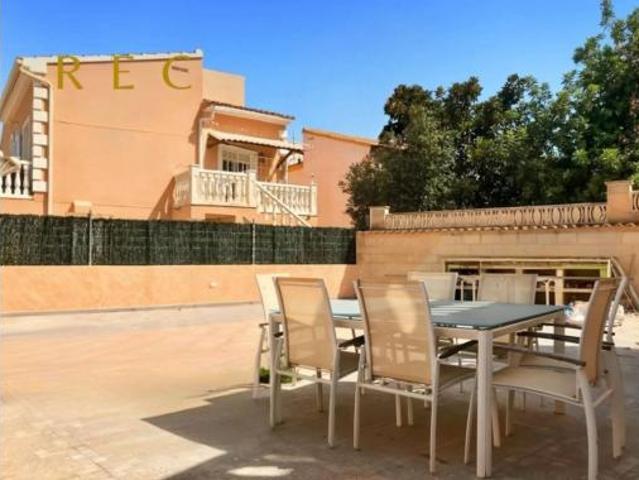 Casa en venta en La Nucia, Valencia