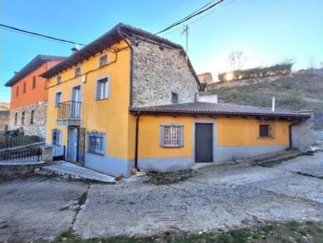 Casa en venta en La Pernía, Castilla y León