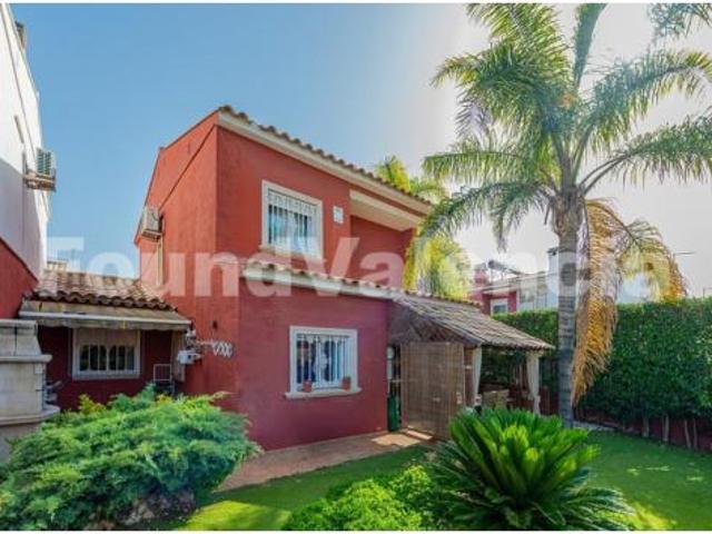 Casa en venta en Rascanya, el Camp de Túria