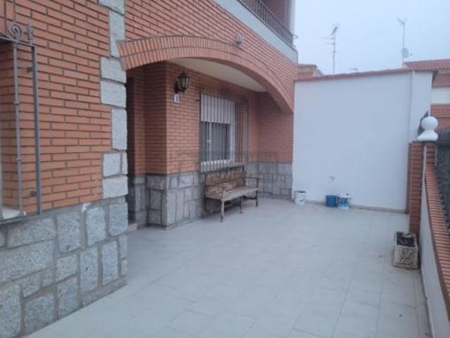 Casa en venta en La Puebla De Almoradiel, Castilla-La Mancha
