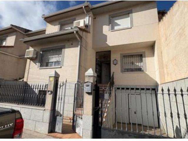 Casa en venta en La Puebla De Montalbán, Toledo