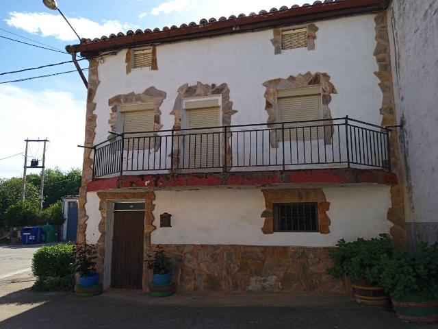 Casa en venta en Manzanares De Rioja, La Rioja