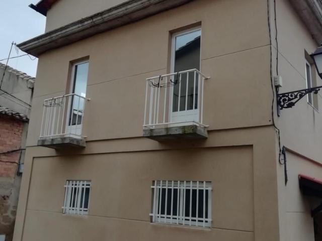 Casa en venta en Nestares, La Rioja