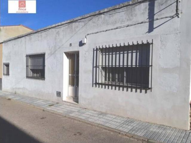 Casa en venta en La Roca De La Sierra