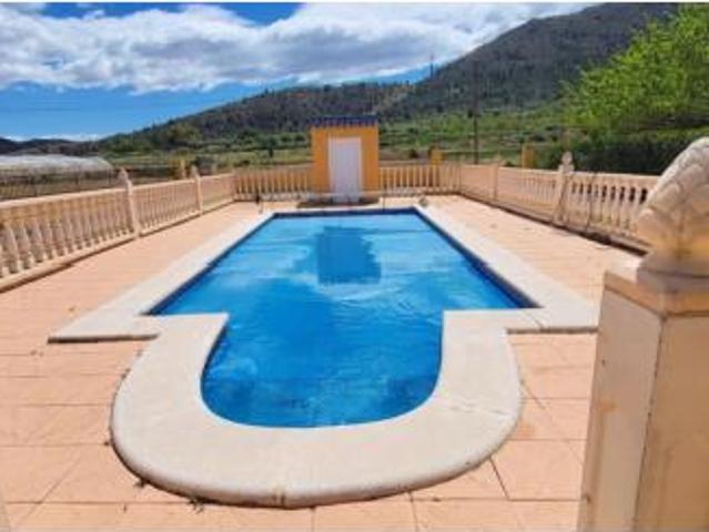 Casa en venta en el Vinalopó Mitjà / El Vinalopó Medio, Valencia