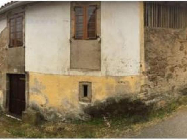 Casa en venta en Prado, O Deza