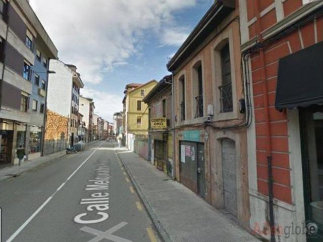 Casa en venta en Castandiello, Langreo