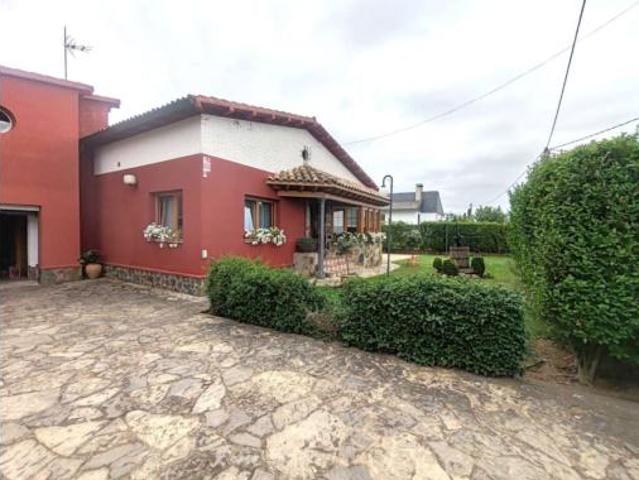 Casa en venta en Lardero, La Rioja