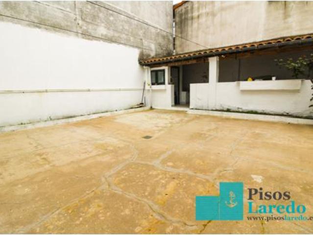 Casa en venta en Laredo