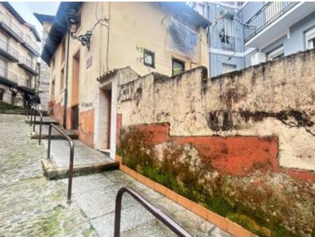 Casa en venta en Laredo
