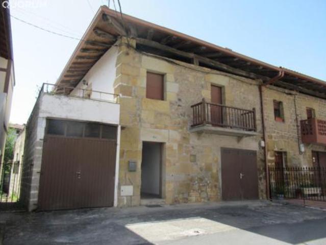 Casa en venta en Larrabetzu, Guipúzcoa
