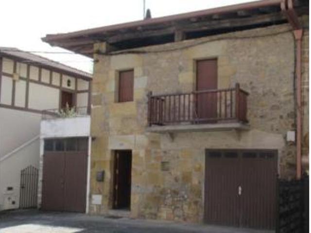 Casa en venta en Larrabetzu, Guipúzcoa