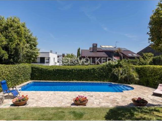 Casa en venta en Las Rozas De Madrid, Madrid