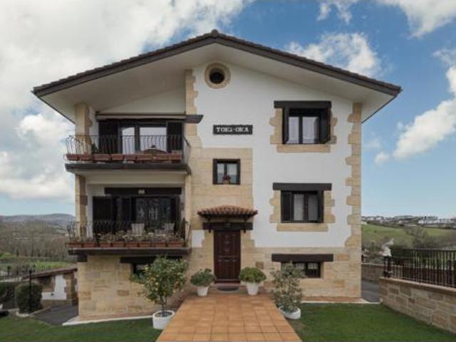 Casa en venta en Lasarte-oria, Guipúzcoa