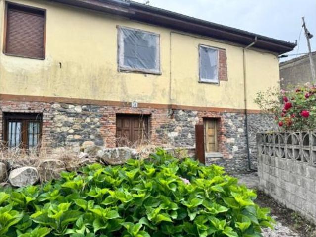 Casa en venta en Solavega, Laviana