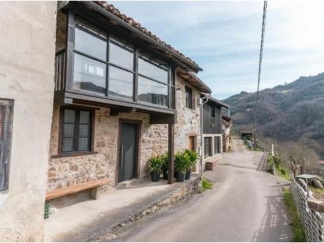 Casa en venta en Laviana, Asturias