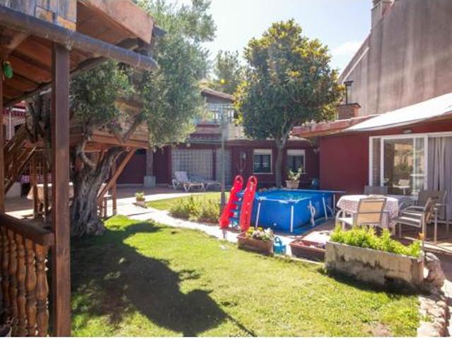 Casa en venta en Legarda