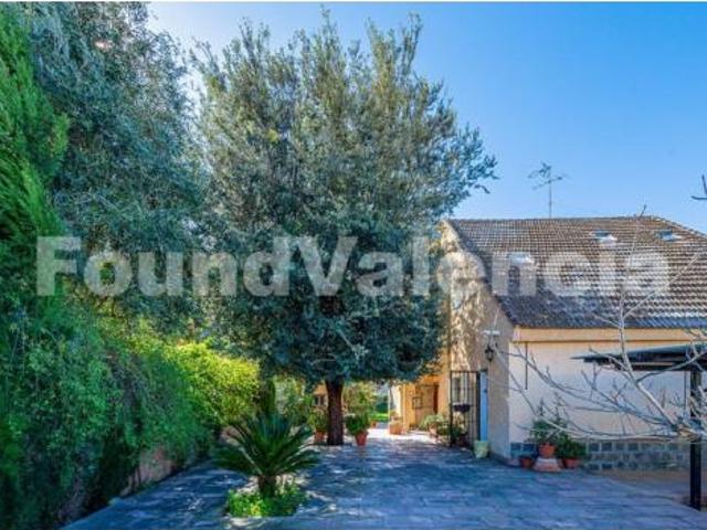 Casa en venta en Los Almendros, el Camp de Túria