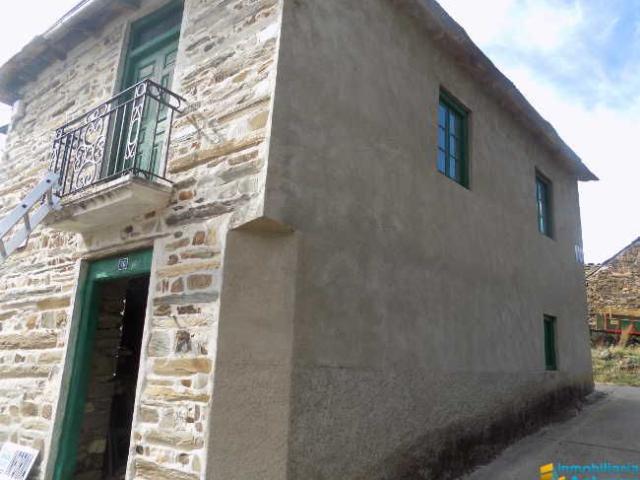 Casa en venta en Lucillo, Castilla y León