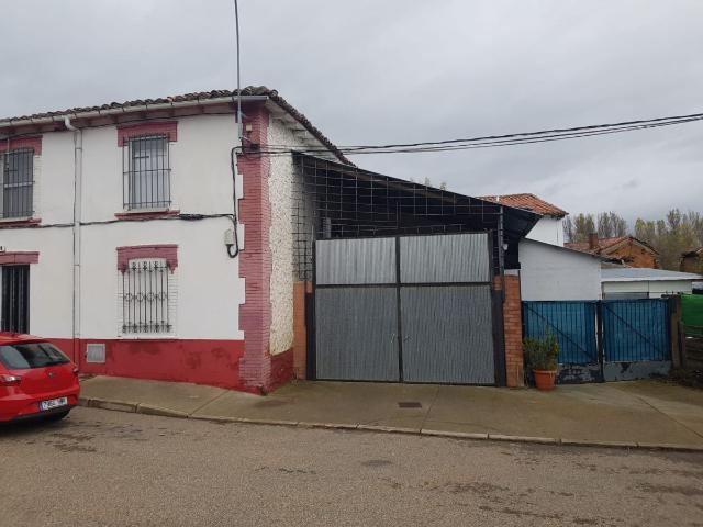 Casa en venta en La Flecha de Torío, Garrafe De Torío