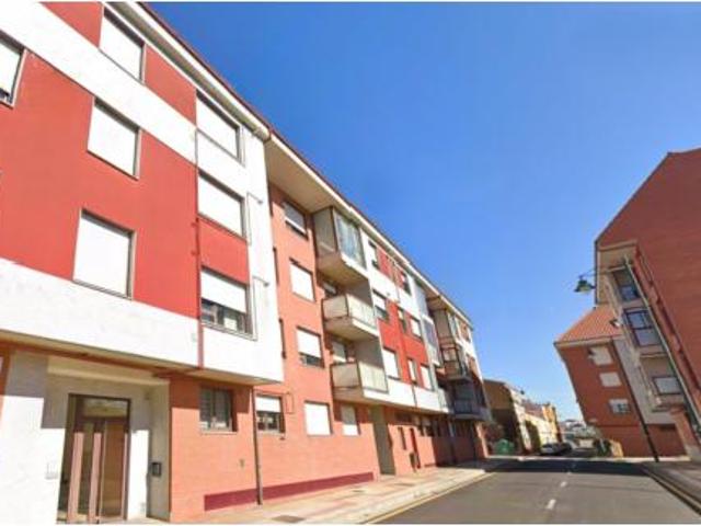 Casa en venta en Armunia, León