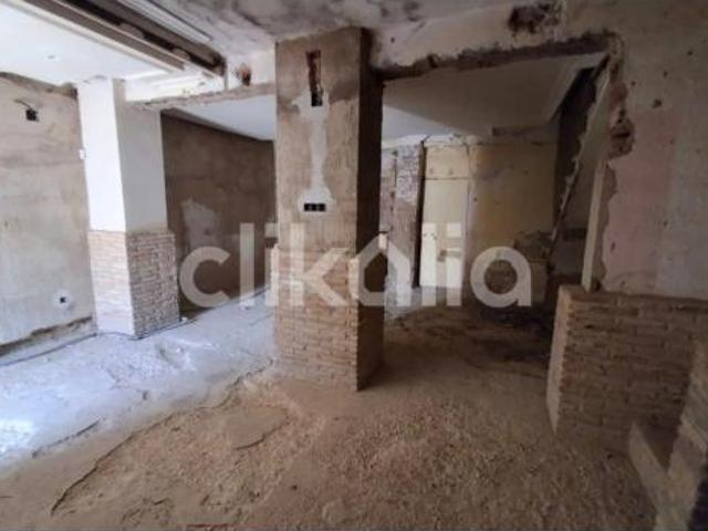 Casa en venta en Linares, Andalucía