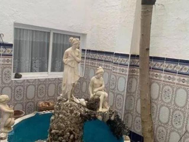 Casa en venta en Linares, Andalucía