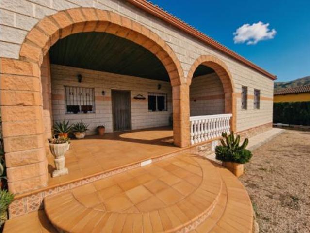 Casa en venta en Linares, Andalucía