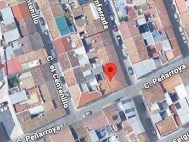 Casa en venta en Linares, Andalucía