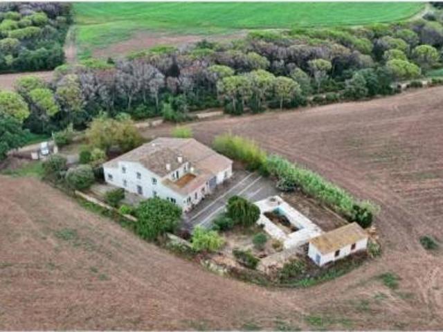 Casa en venta en Cantallops, Llagostera
