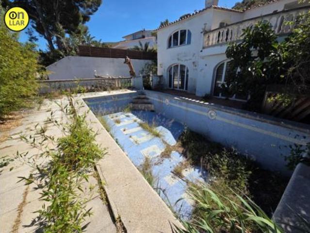 Casa en venta en Alt Empordà, Catalunya