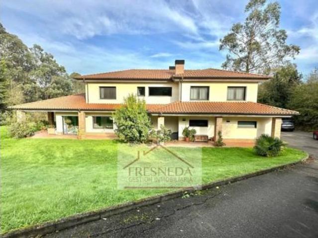 Casa en venta en Llanera, Asturias