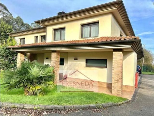Casa en venta en Llanera, Asturias
