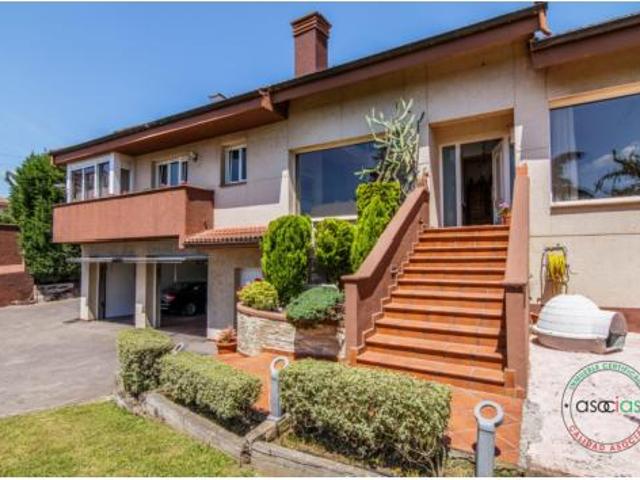 Casa en venta en Fonciello, Llanera