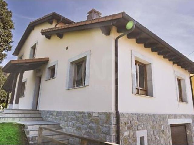 Casa en venta en Llanes, Asturias