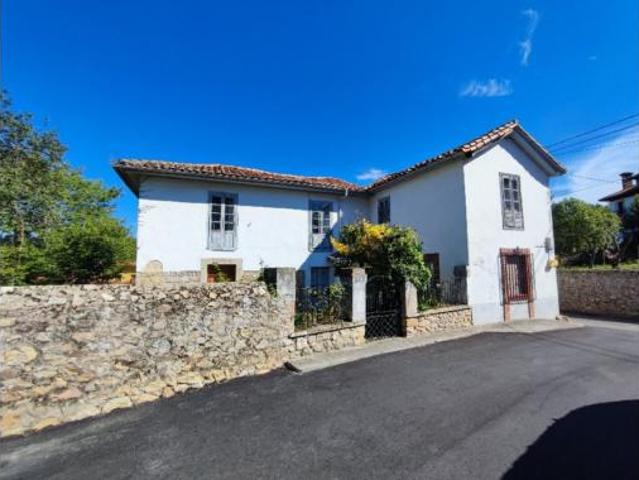 Casa en venta en Llanes, Urbanización La Barria