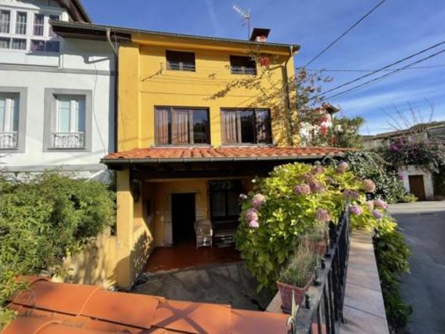 Casa en venta en Naves, Llanes