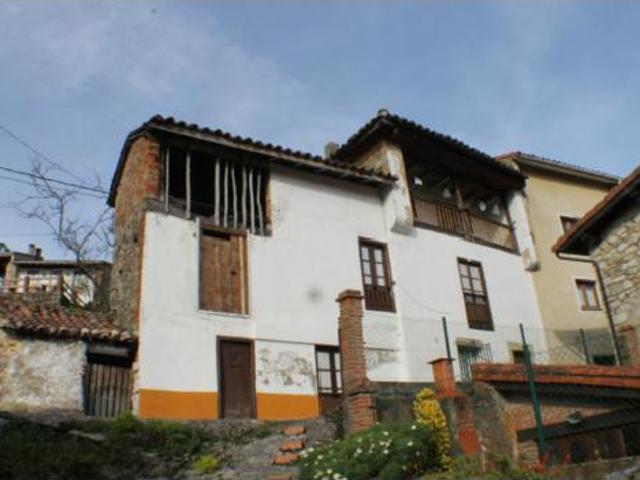 Casa en venta en Urbanización El Bosque, Llanes