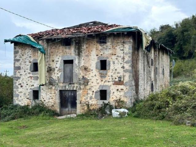 Casa en venta en Ugarte, Aiara