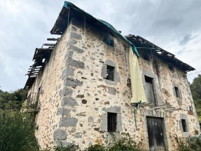 Casa en venta en Ugarte, Aiara