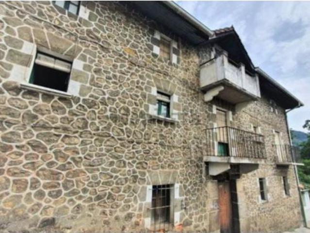 Casa en venta en Larrano, Aiara