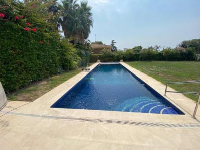 Casa en venta en Mas Romeu, la Selva