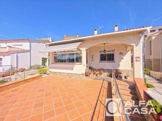 Casa en venta en Mas Romeu, la Selva
